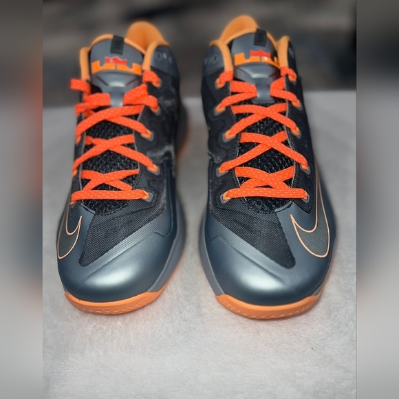 NIKE MAX Lebron XI 11 Low- Men's Size 11 Magnet Grey 642849-002 NIB - Picture 7 of 9